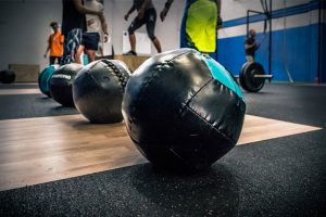 מתחם אימונים פונקציונליים בחדר כושר